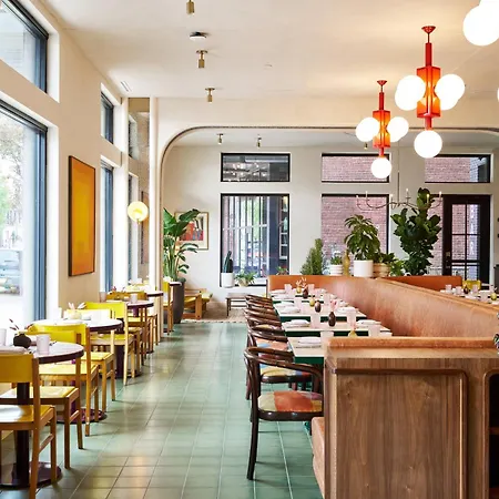 Hotel Genevieve